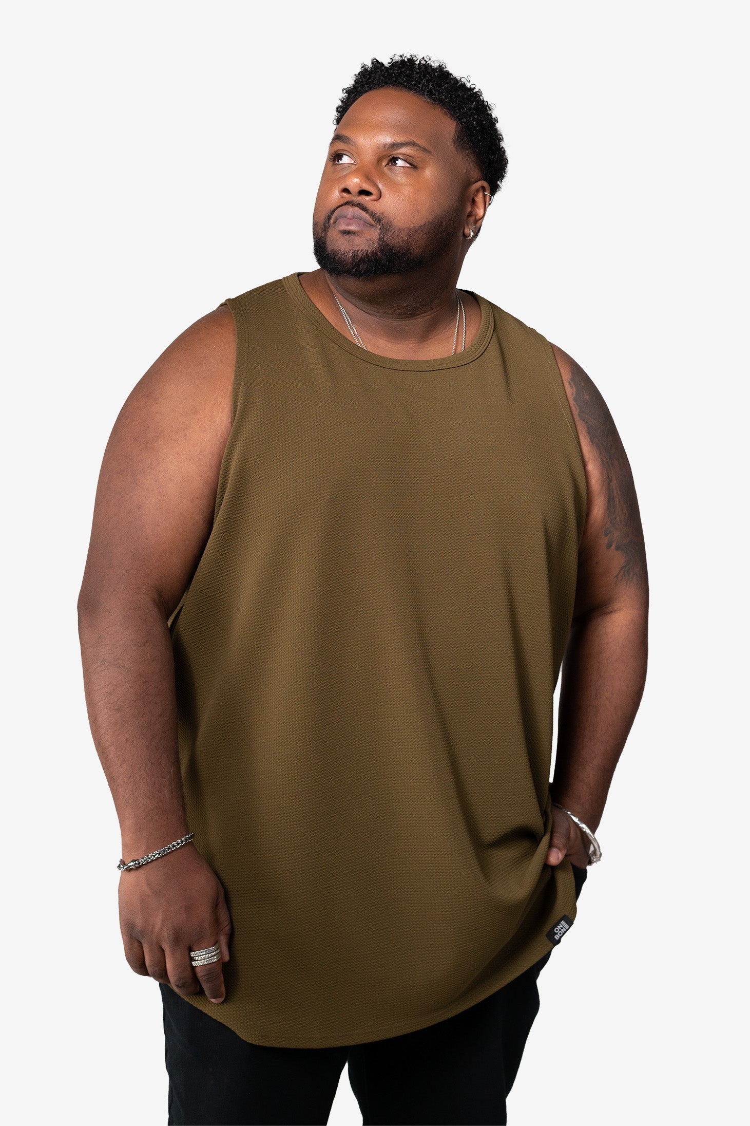 model-specs: Tristan is 5-8 | 270 lbs | size 2