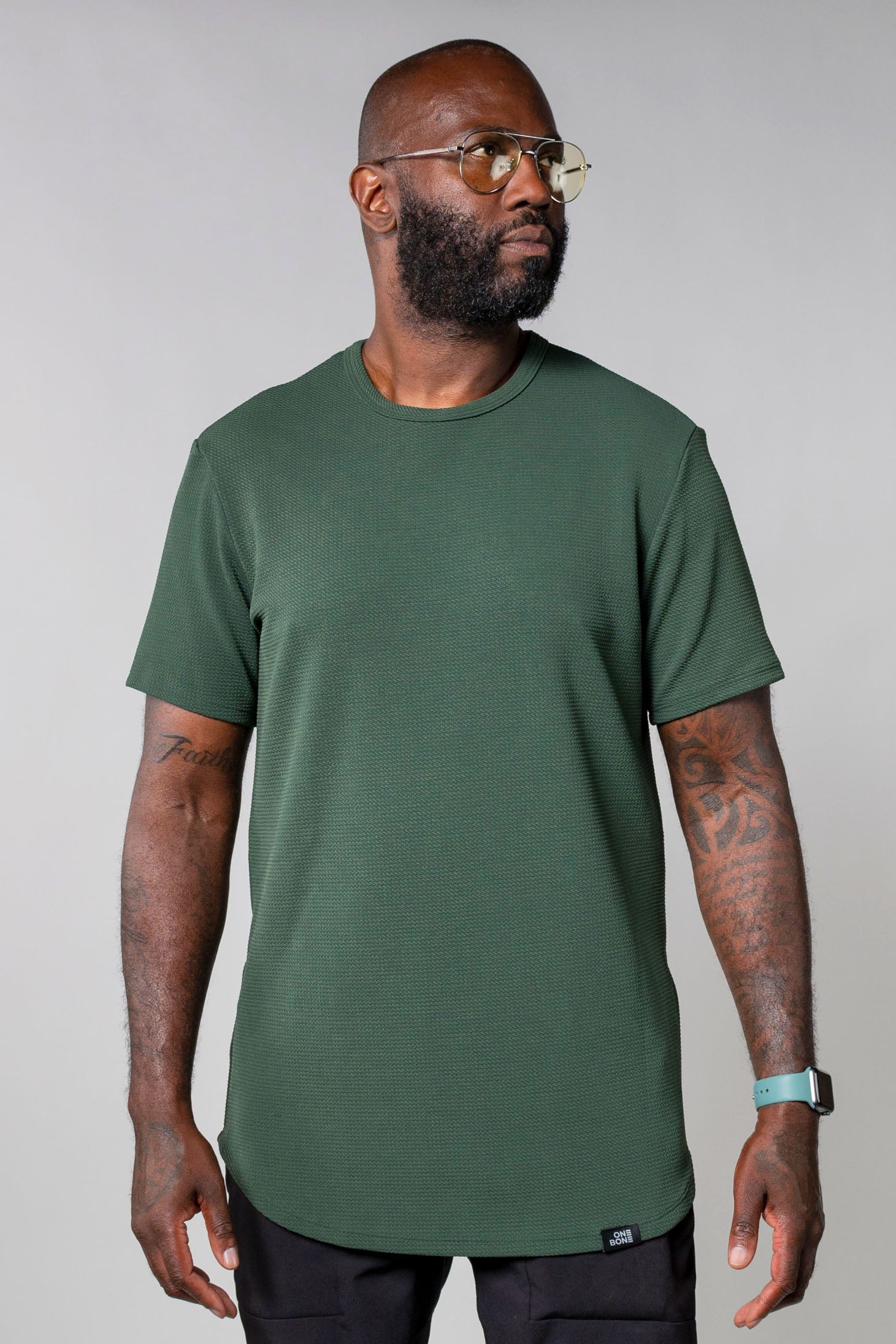 model-specs: Pete is 5-11 | 185 lbs | size -1