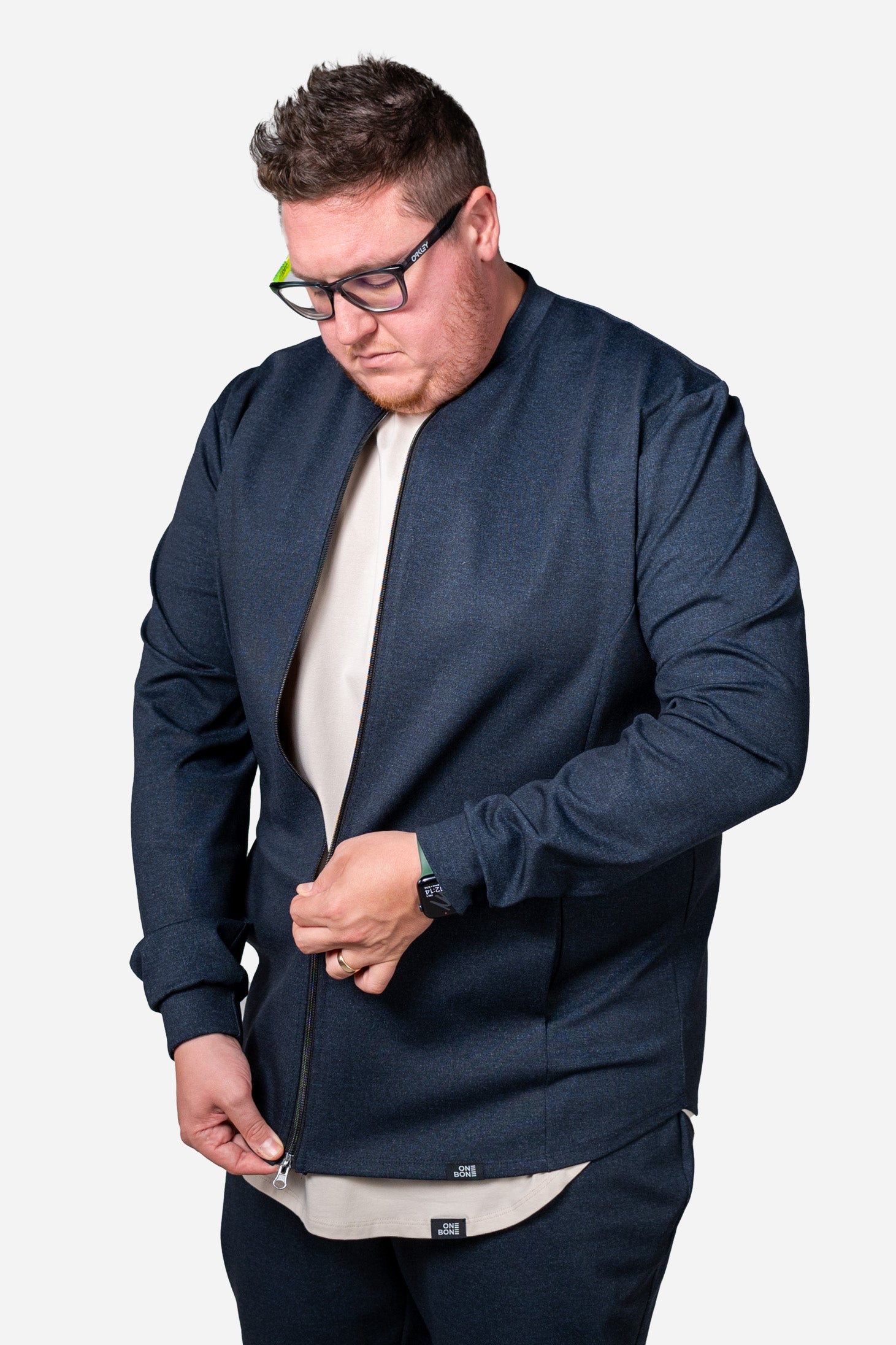 model-specs: Adam is 6-3 | 325 lbs | size 2