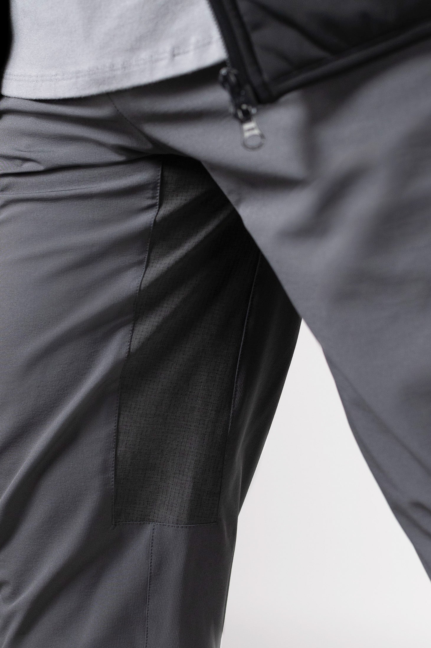 model-specs: vented fabric
