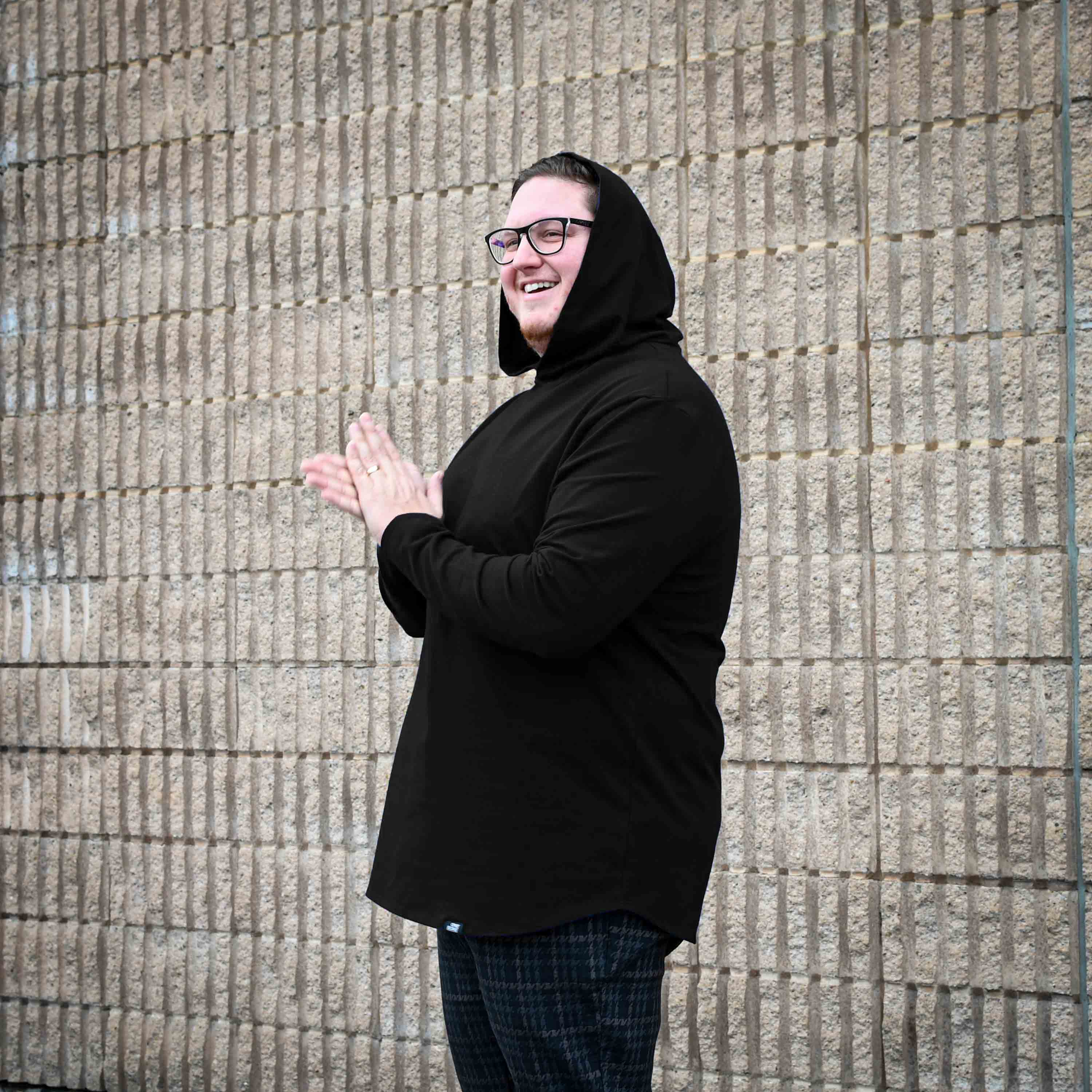 model-specs: Adam is 6’3 | 325 lbs | size 2