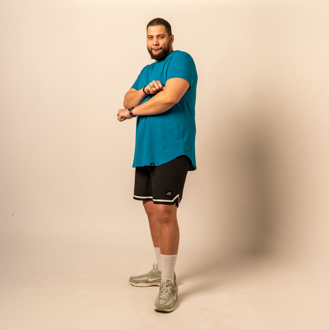 model-specs: Kevin is 6'6 | 279 lbs | size 1