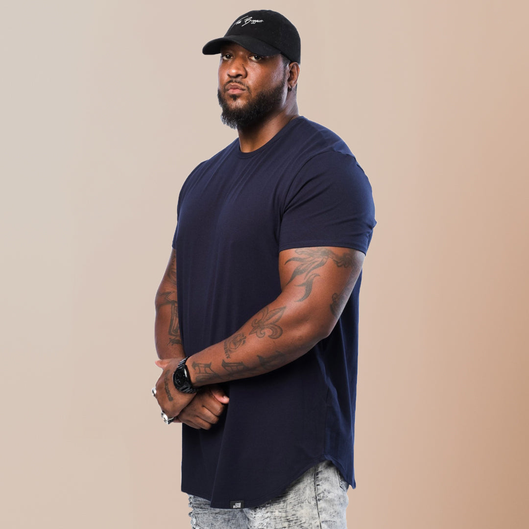 model-specs: Tony is 6-7 | 315 lbs | size 2