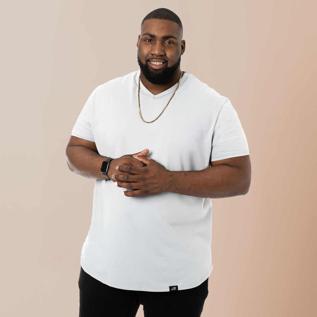 model-specs: Q is 6-4 | 350 lbs | Size 3