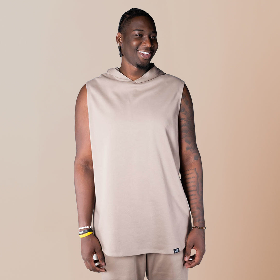 model-specs: Jordan is 6'9" | 255 lbs | Size 1