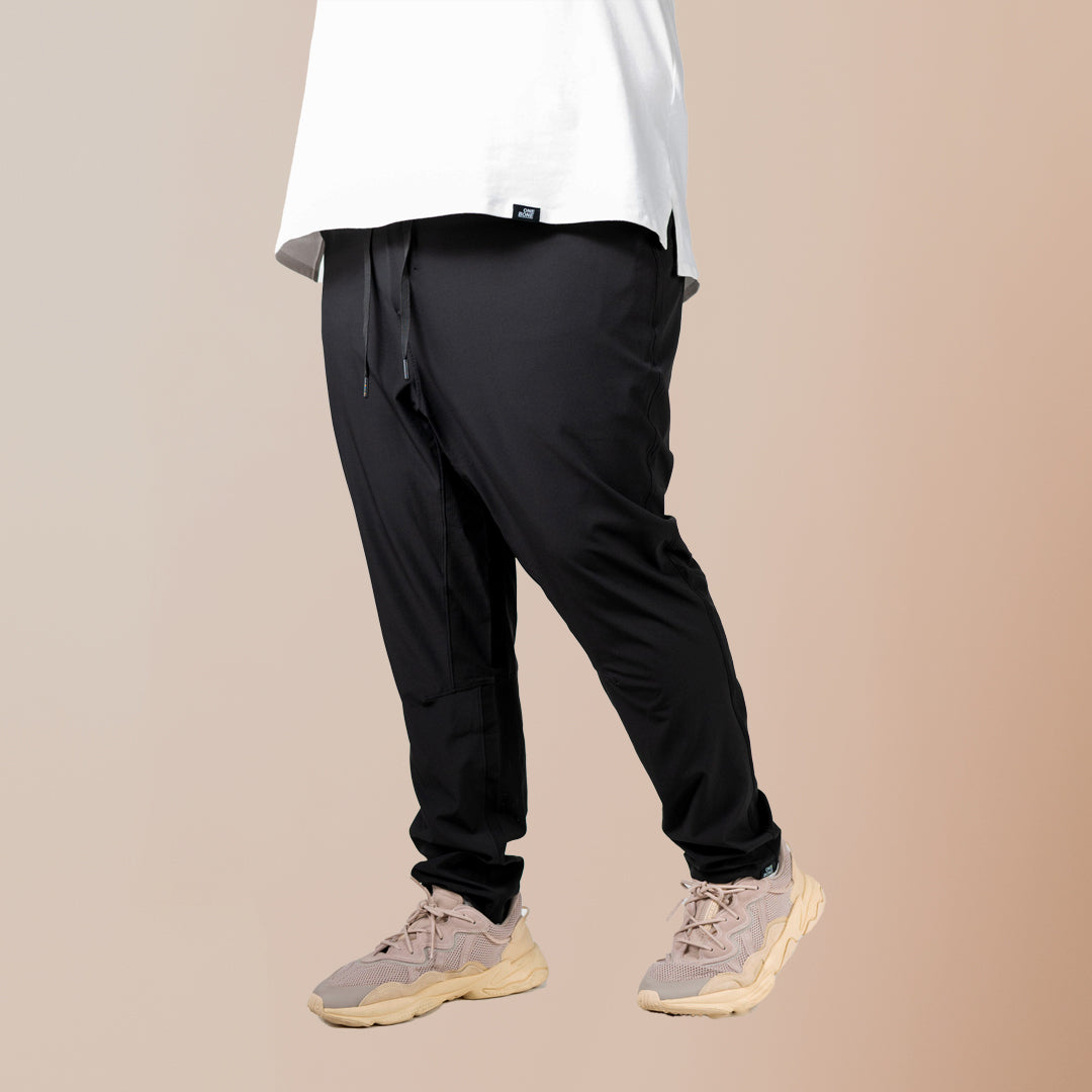 model-specs: Adam is 6-3 | 325 lbs | 42 waist | size D