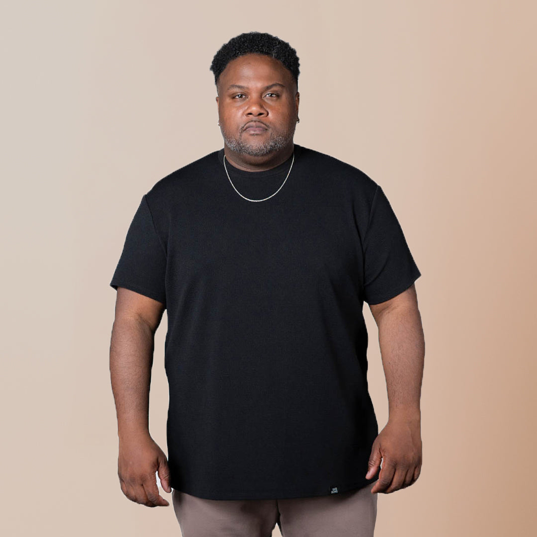 model-specs: Tristan is 5'8" | 270 lbs | Size 2