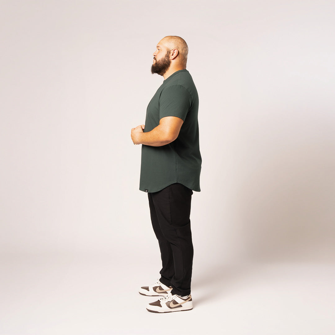 model-specs: Nick is 6'5" | 315 lbs | Size 2