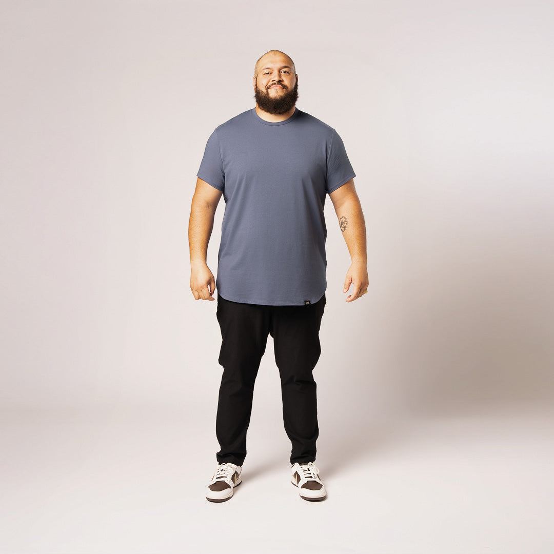 model-specs: Nick is 6'5" | 315 lbs | Size 2