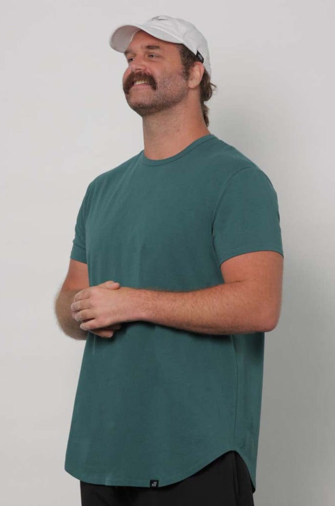 model-specs: Harley is 6'6" | 260 lbs | size 1