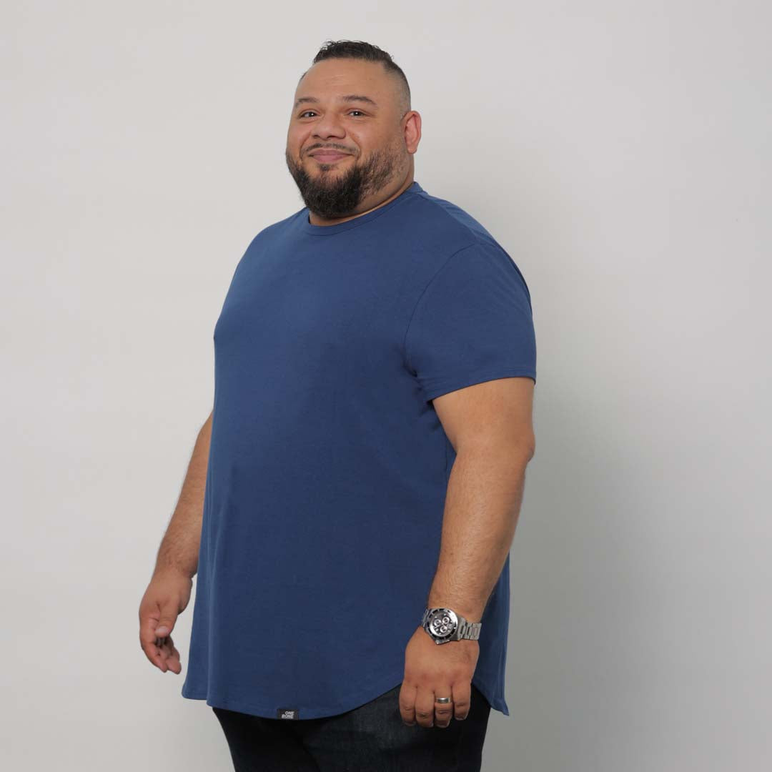 model-sepcs: AJ is 6'2" | 335 lbs | size 3