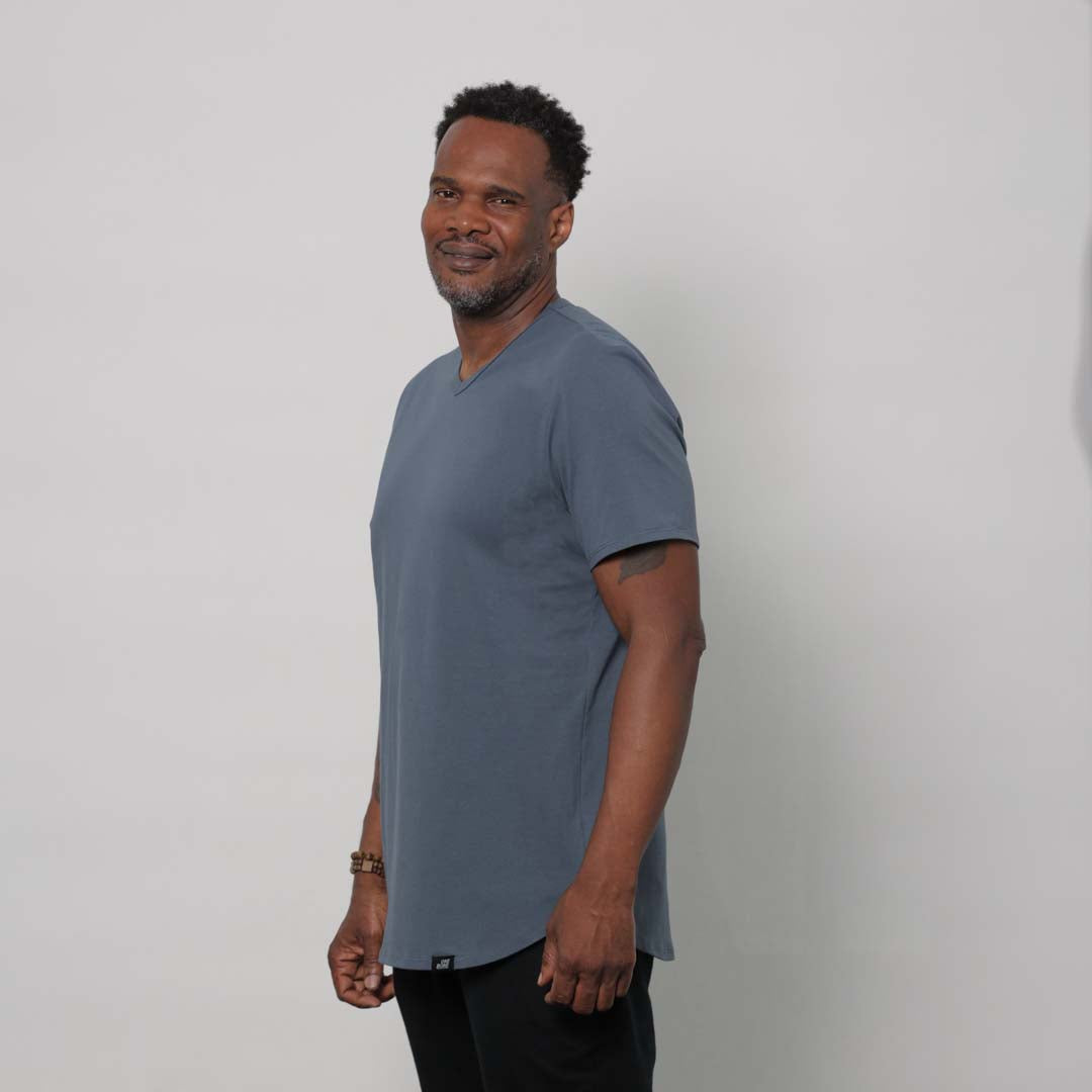 model-specs: Clint is 6'0" | 185 lbs | size -1