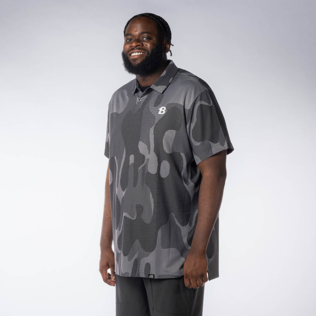 model-specs: Ace is 6’5 | 257 lbs | Size 0