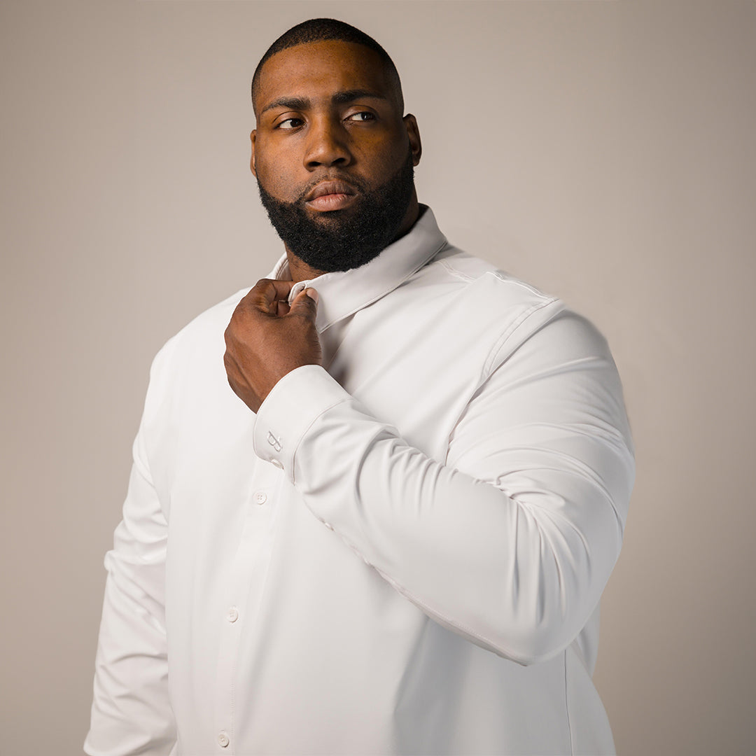 model-specs: Qadr is 6-4 | 350 lbs | size 3