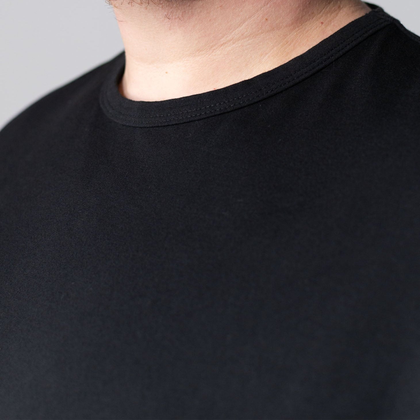 T-shirt à poche – Noir