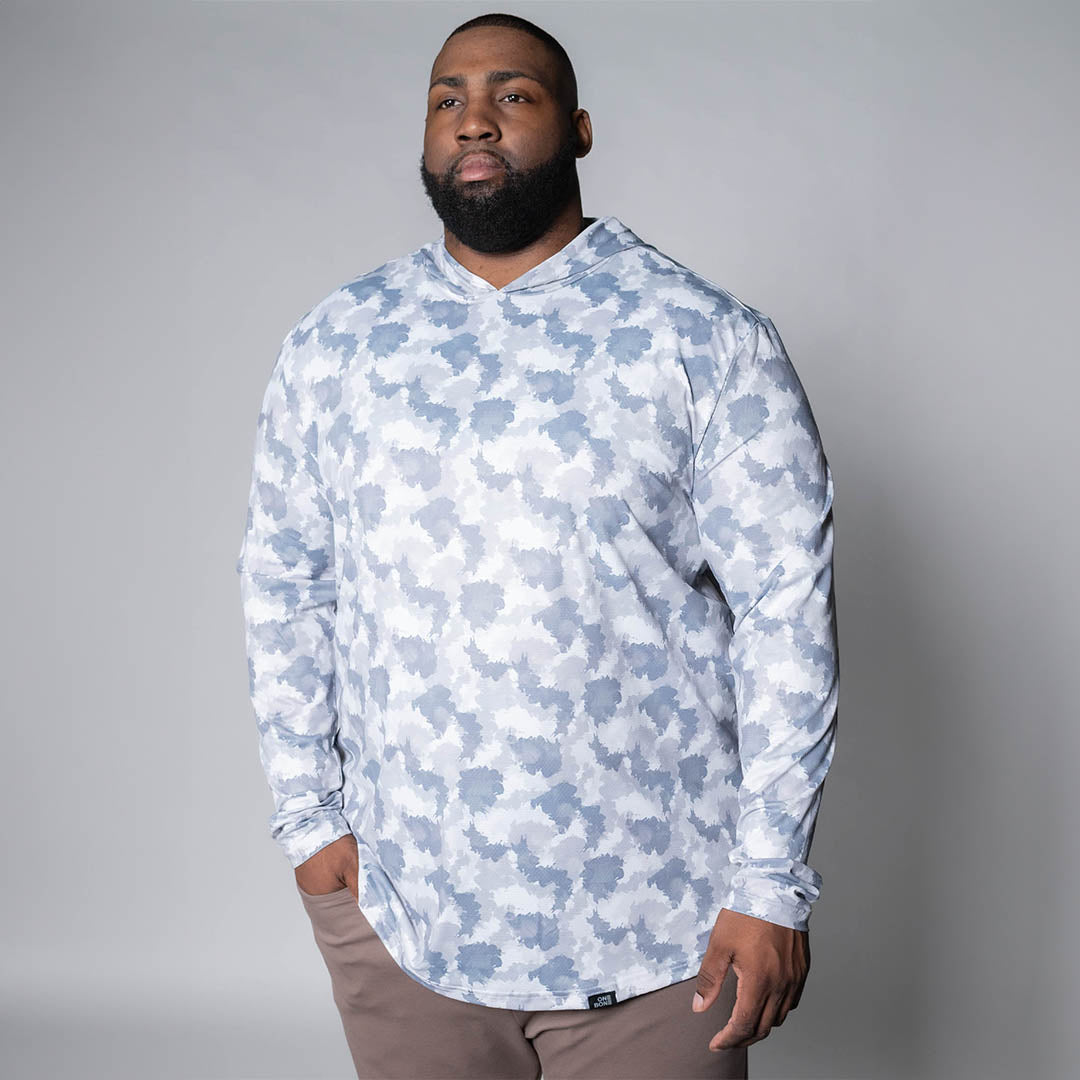 model-specs: Q is 6-4 | 350 lbs | size 3