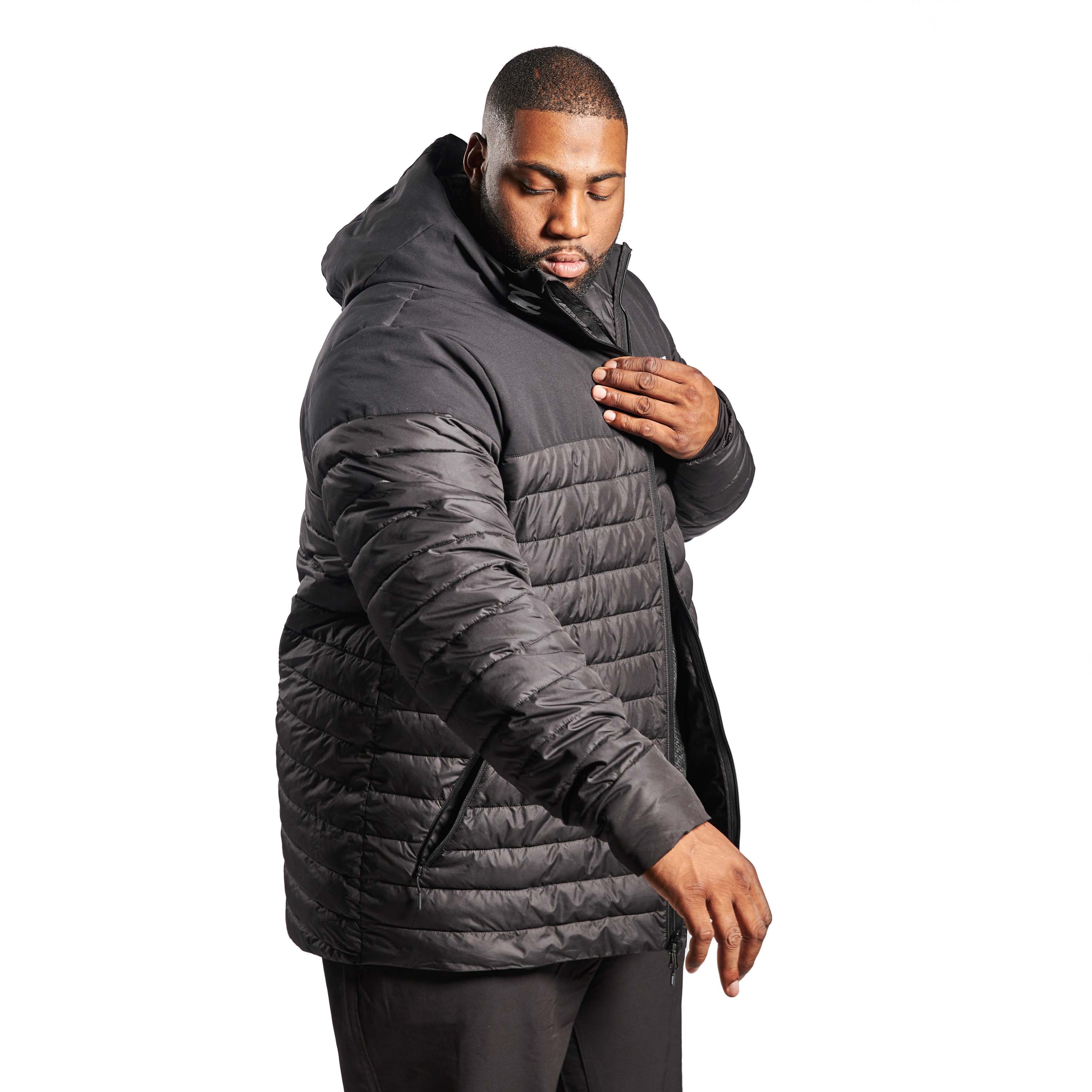model-specs: Q is 6-4 | 350 lbs | Size 3