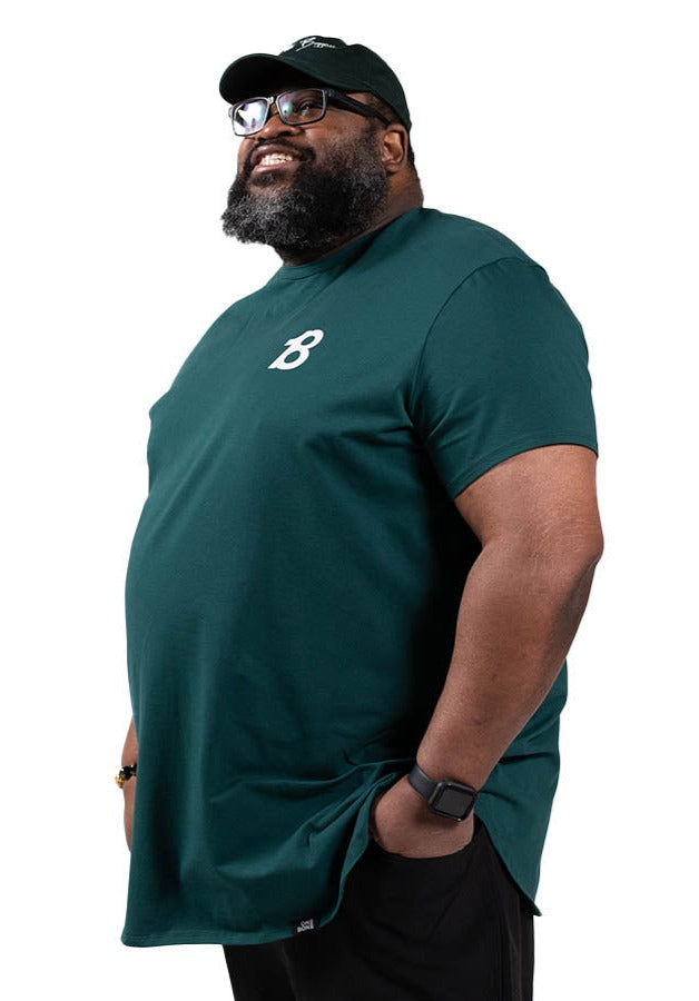 model-specs: Clyde is 6-1 | 385 lbs | size 4