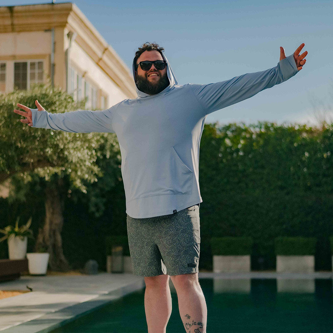 model-specs: Alec is 6'1 | 285 lbs | size 1