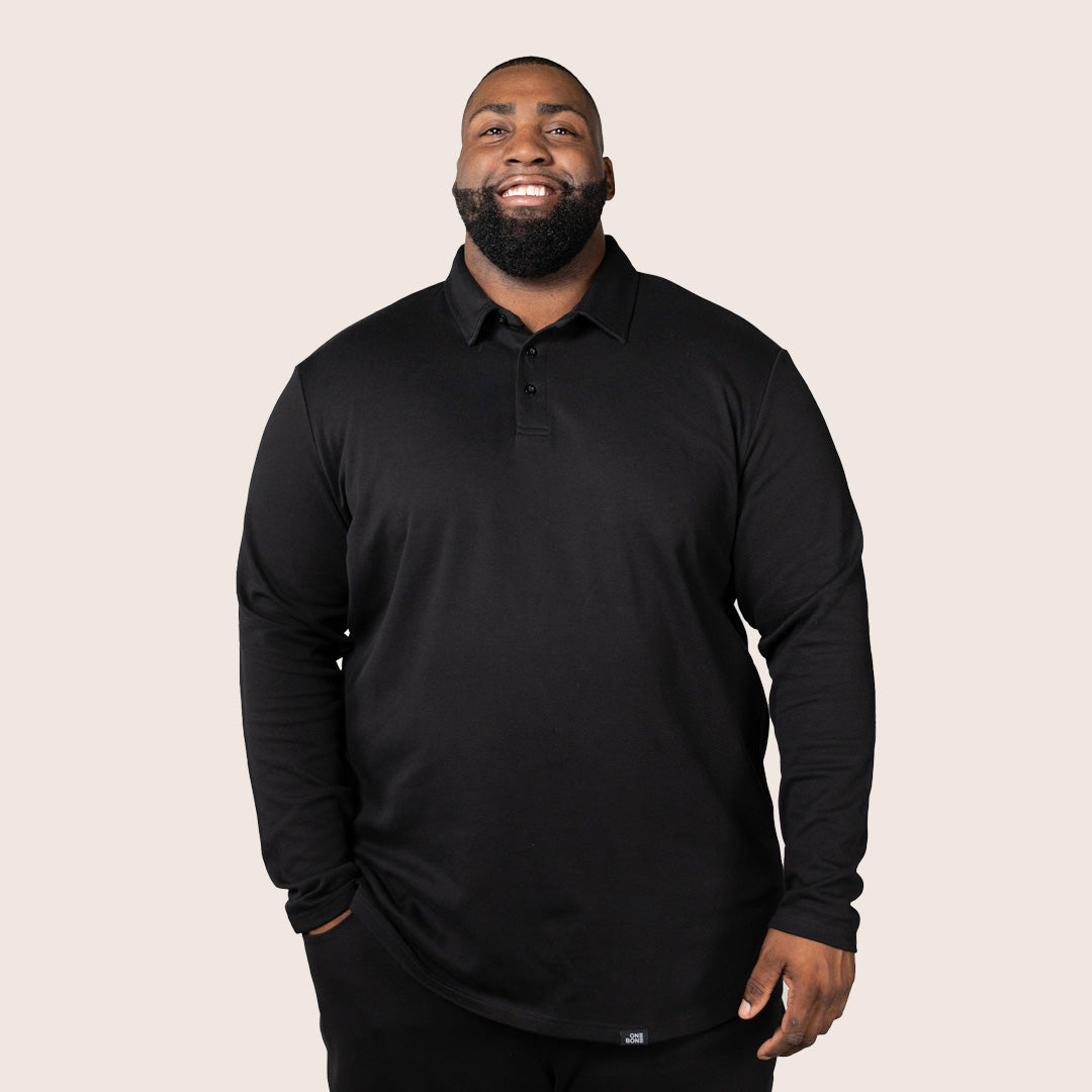 model-specs: Q is 6-4 | 350 lbs | Size 3