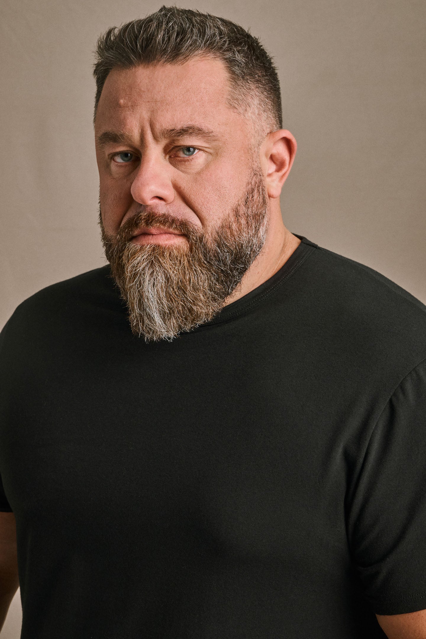 Scoop - T-Shirt - Black