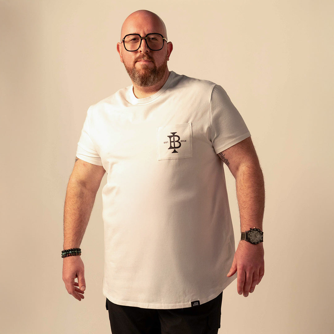 model-specs: Michael is 6'0 | 260 lbs | size 1