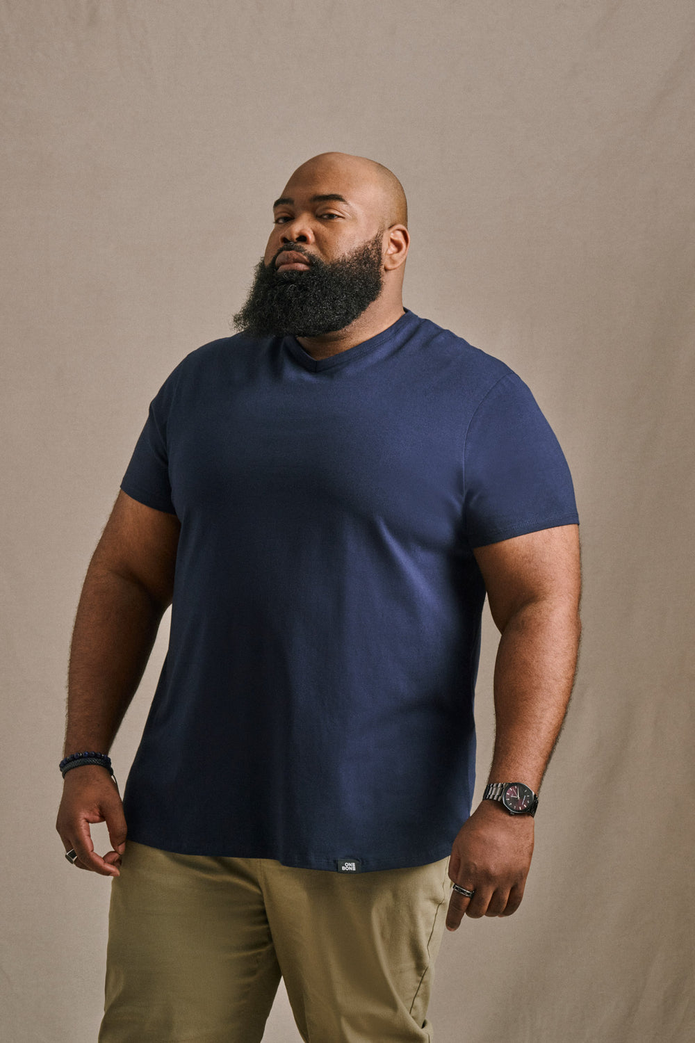 V-Neck - Navy
