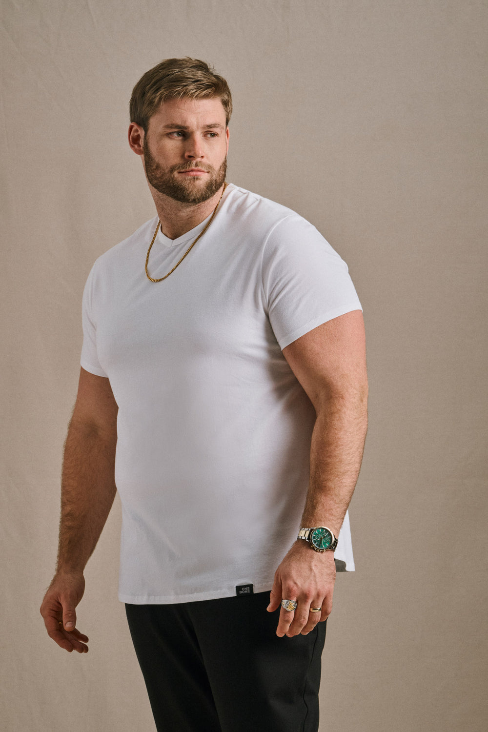 V-Neck - White