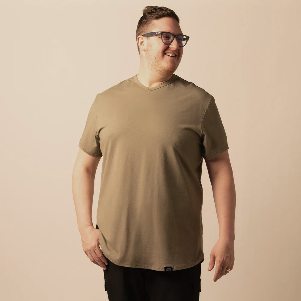 model-specs: Adam is 6'3 | 285 lbs | size 1
