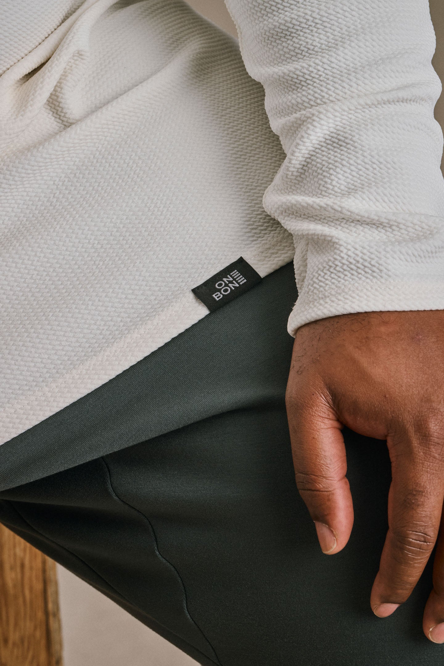 Bullet L/S - Off White