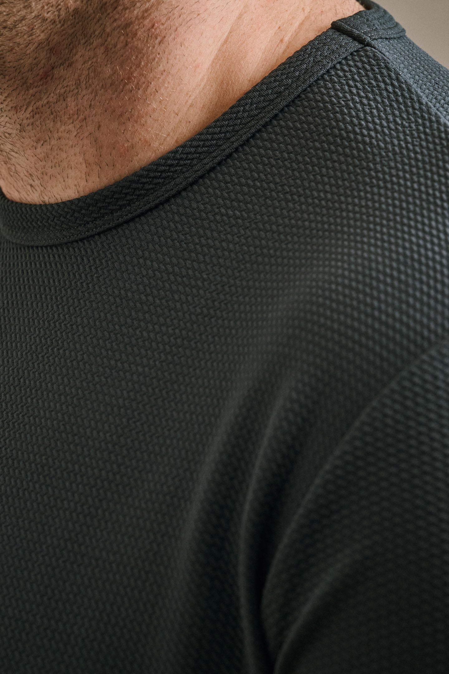 Split Hem Bullet Tee - Carbon Grey