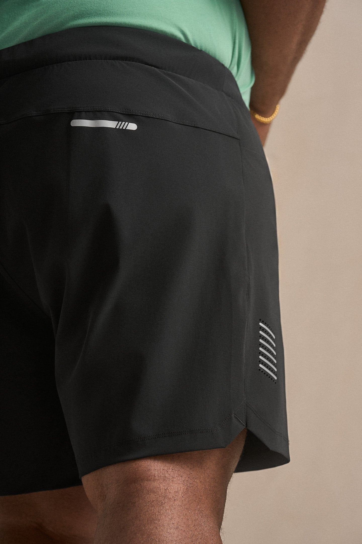 The Motion Short - Black