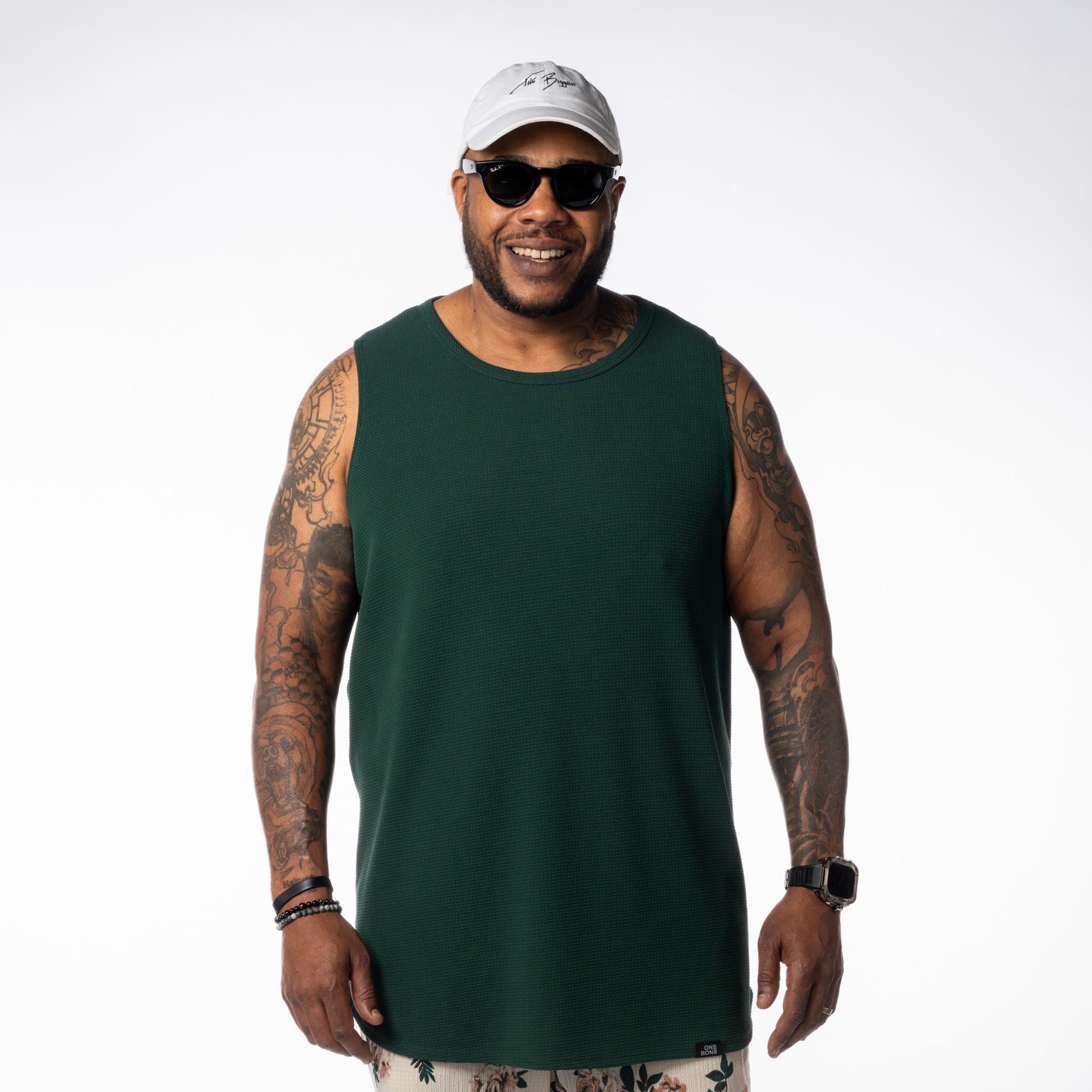 model-specs: Shawn is 6'2" | 285 lbs | Size 1