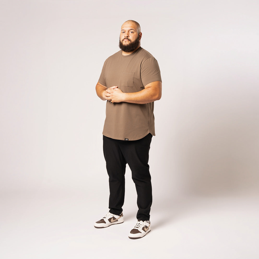 model-specs: Nick is 6'5" | 315 lbs | Size 2