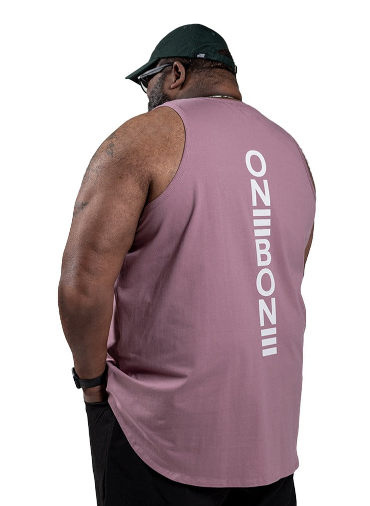 model-specs: Clyde is 6'1" | 385 lbs | size 4