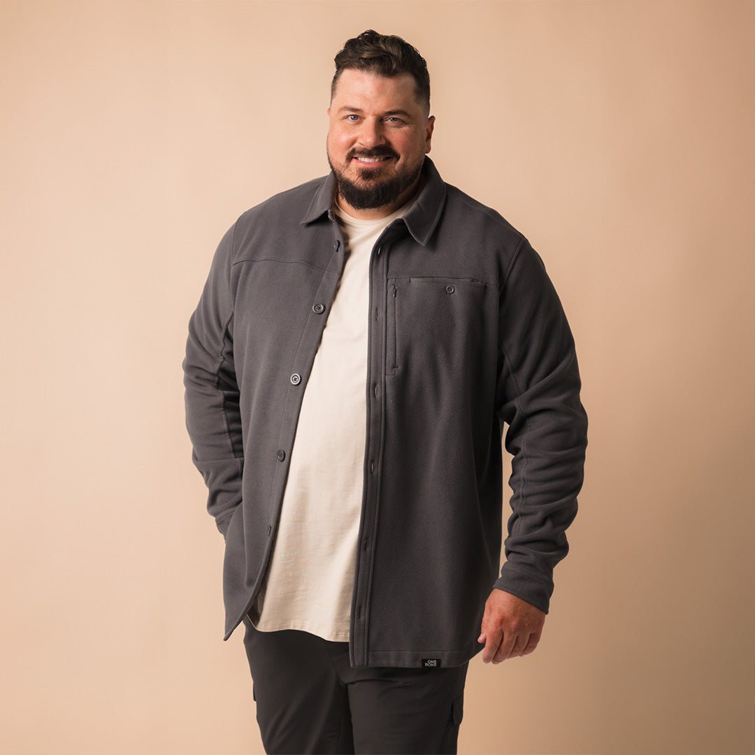 model-specs: Julien is 6'3" | 335 lbs | size 3