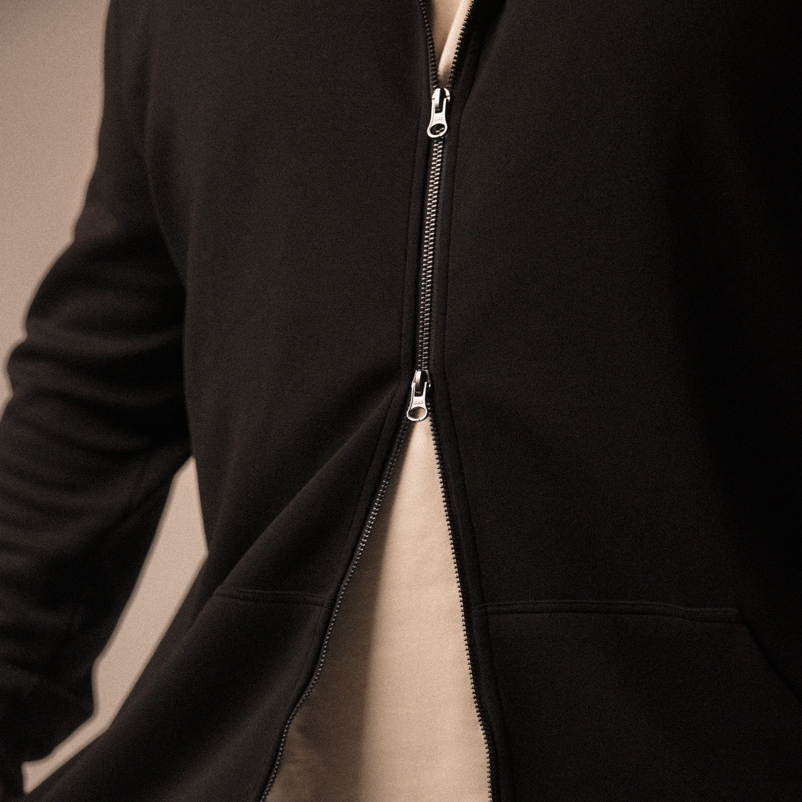 Sweat à capuche Tech - Noir