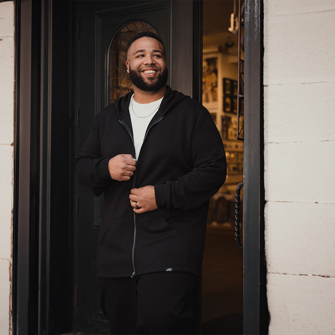 model-specs: Tyler is 6'1" | 320 lbs | size 2