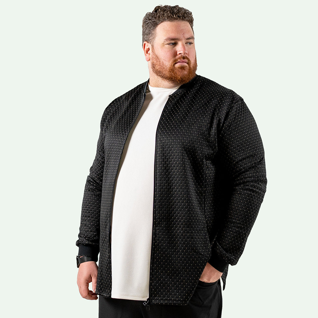 model-specs: Brandon is 6-3 | 350 lbs | size 3